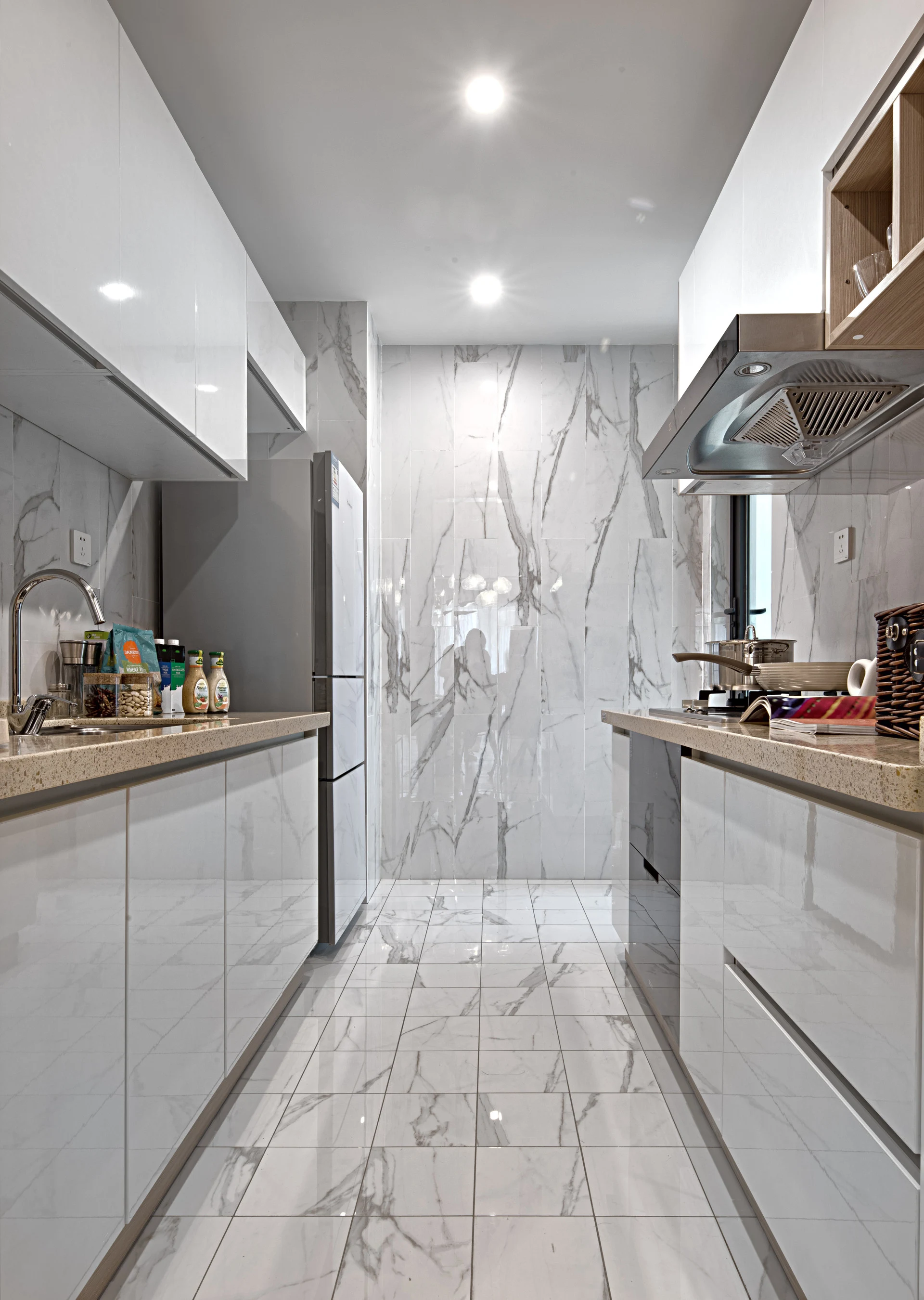 Clean Lines for Modern Living design idea 4 — Vamaylo
