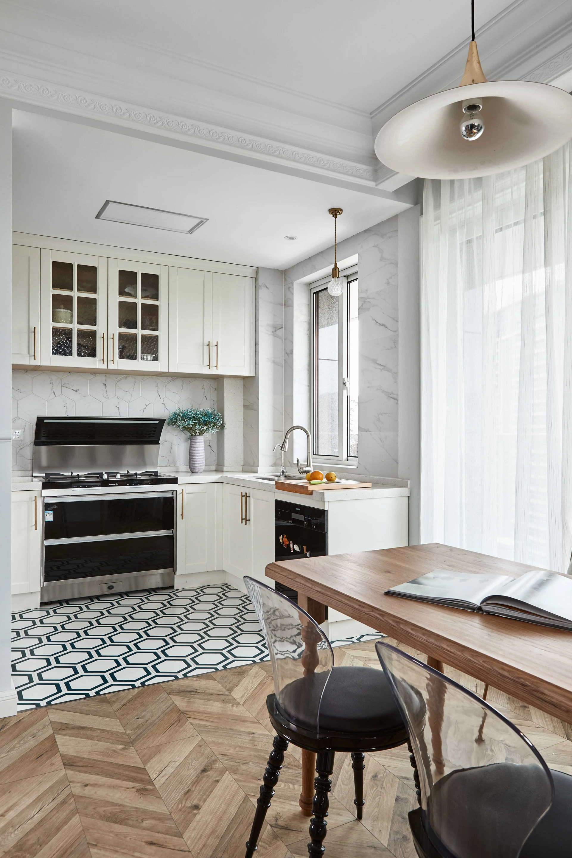 Farmhouse Warmth, Built to Work design idea 6 — Vamaylo
